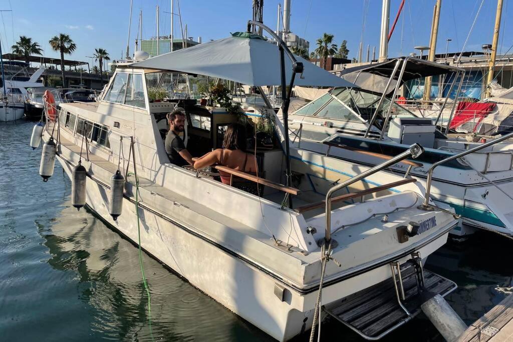 Hotel Beautiful 70s vintage yacht boat in Barcelona Sant Adria de Besos Exterior foto